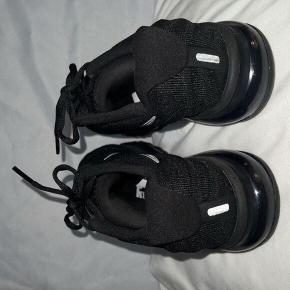 Nike Air Max 2017 Black/White 849560-001 Women's Size 8.5 - Picture 4 of 6